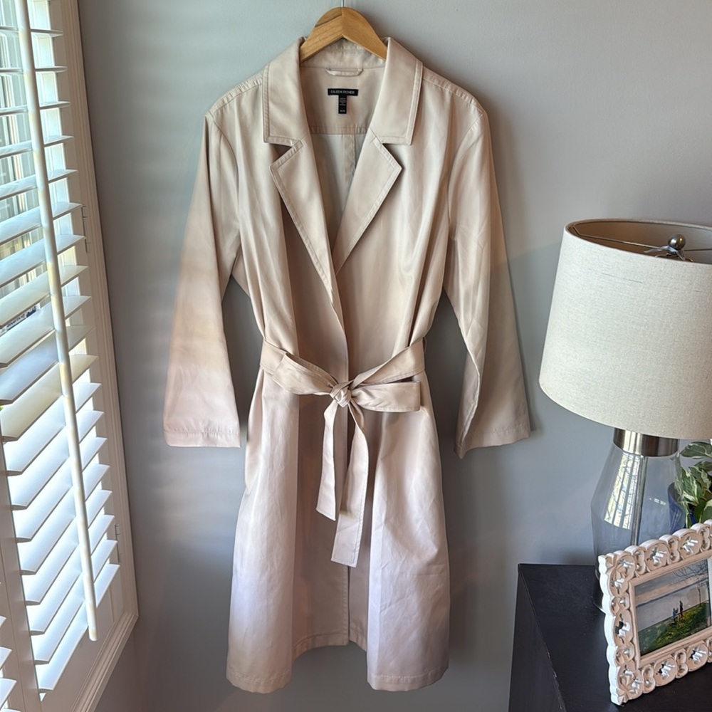 Eileen Fisher Cream Trench Coat. PtoP 26”